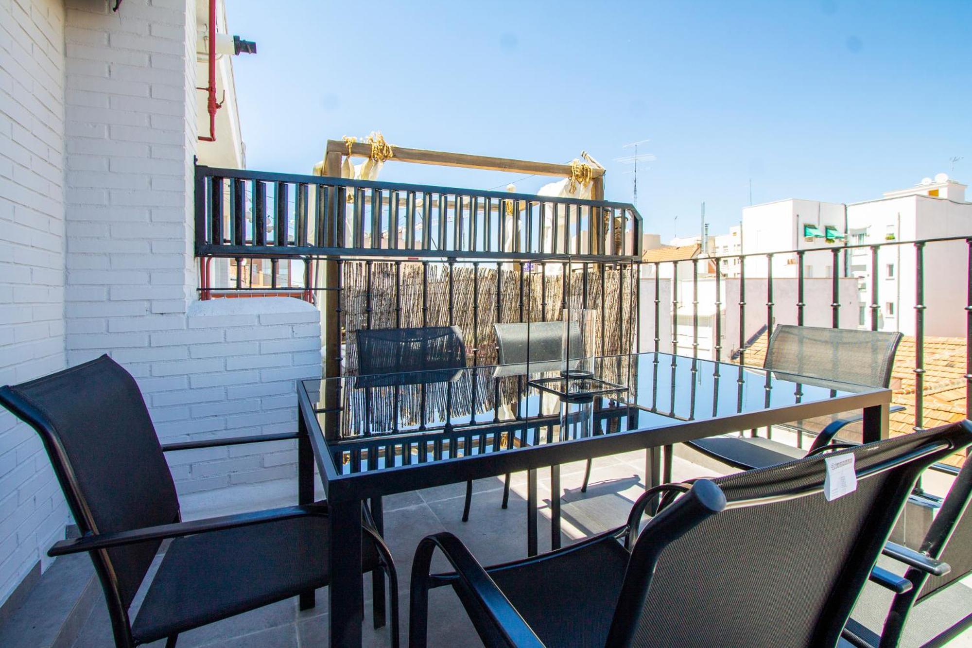 Apartamentos Cuatro Caminos Madri Exterior foto
